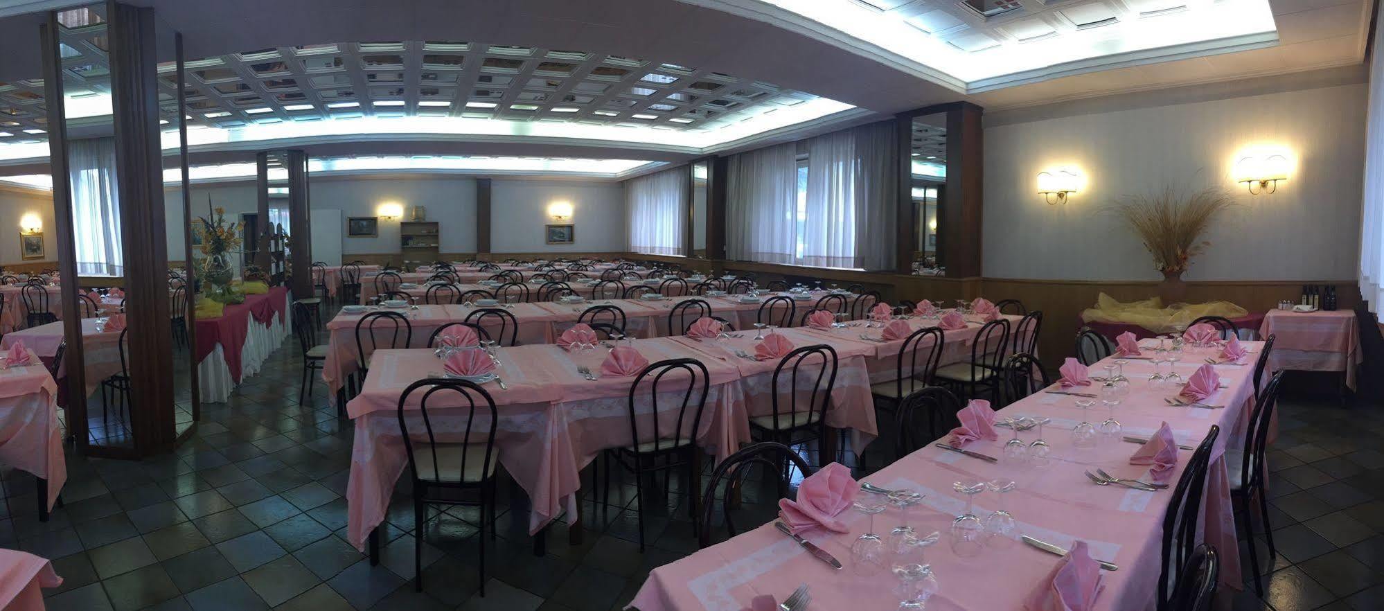 Hotel Tasso カミリアテッロ・シラーノ エクステリア 写真