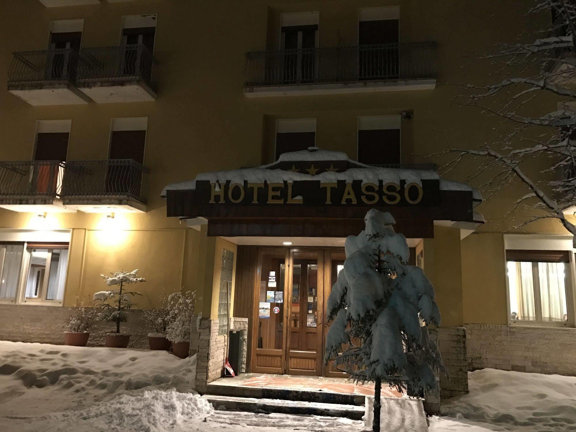 Hotel Tasso カミリアテッロ・シラーノ エクステリア 写真
