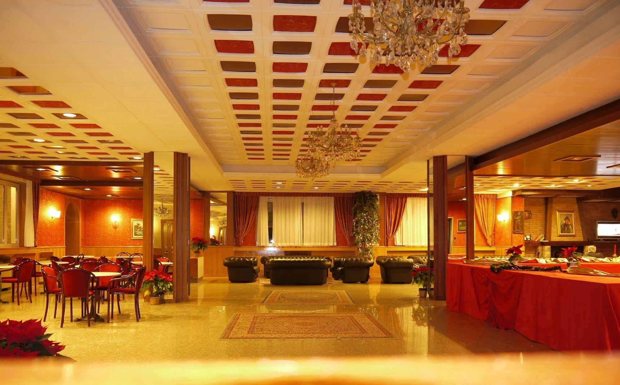 Hotel Tasso カミリアテッロ・シラーノ エクステリア 写真