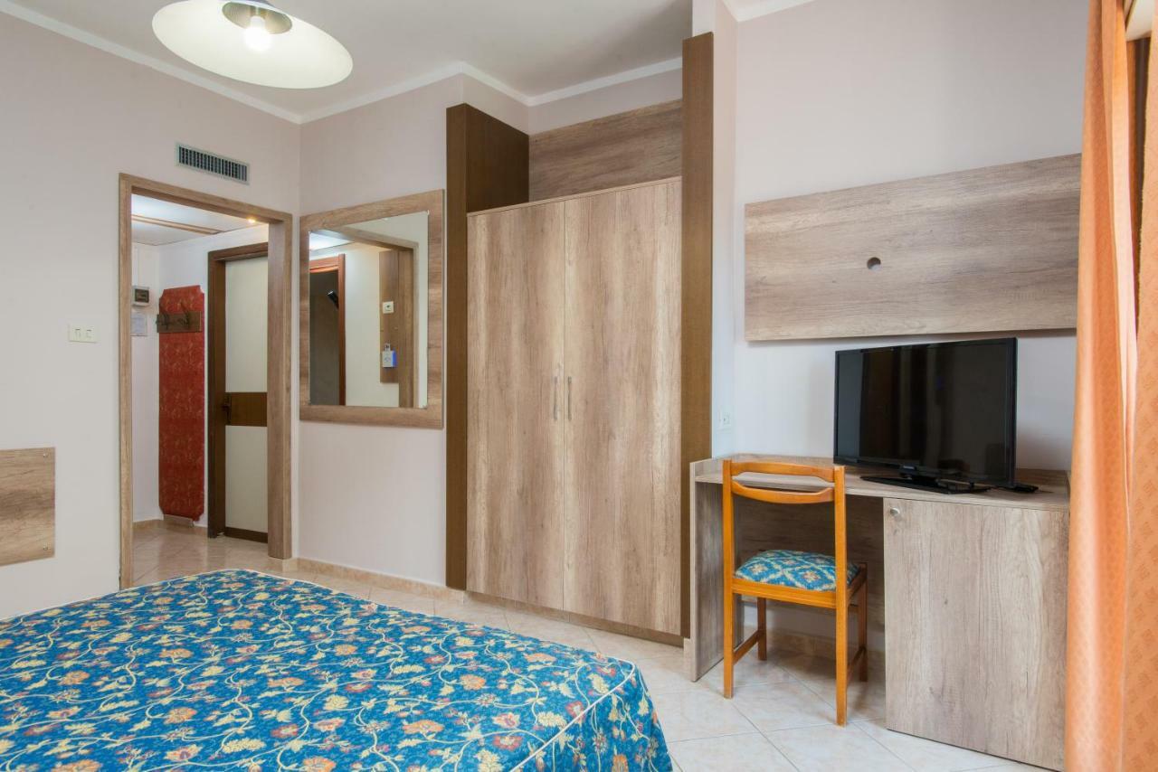 Hotel Tasso カミリアテッロ・シラーノ エクステリア 写真